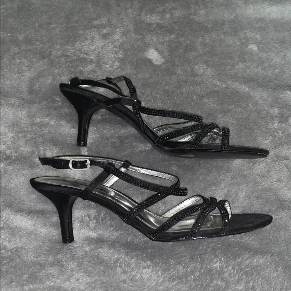 Heels - Picture 2 of 2
